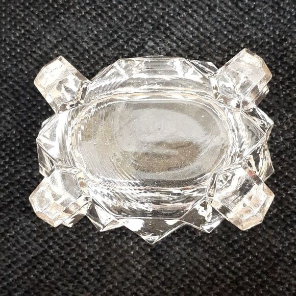 Set of 2 Early American Pressed Glass Salt Cellar - Picture 3 of 7